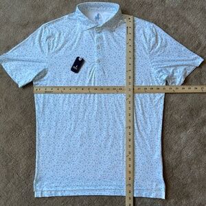 NWT Johnnie-O Featherweight Polo - Stag Party Print
